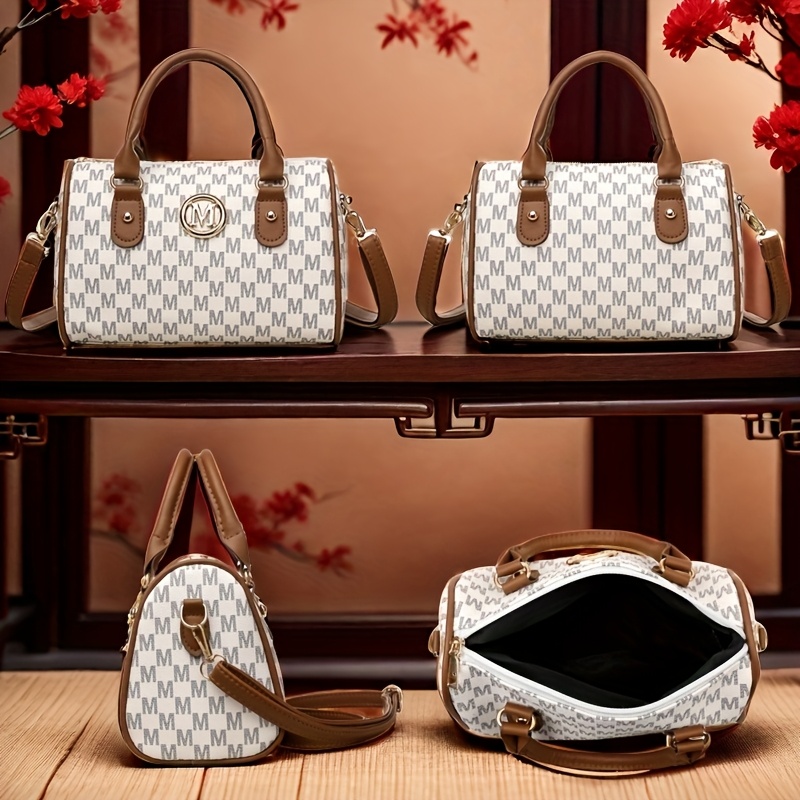 女性アルファベットショルダーバッグ、ゴールデン「M」ロゴ付き - Leatherwork Logo のレビューと価格