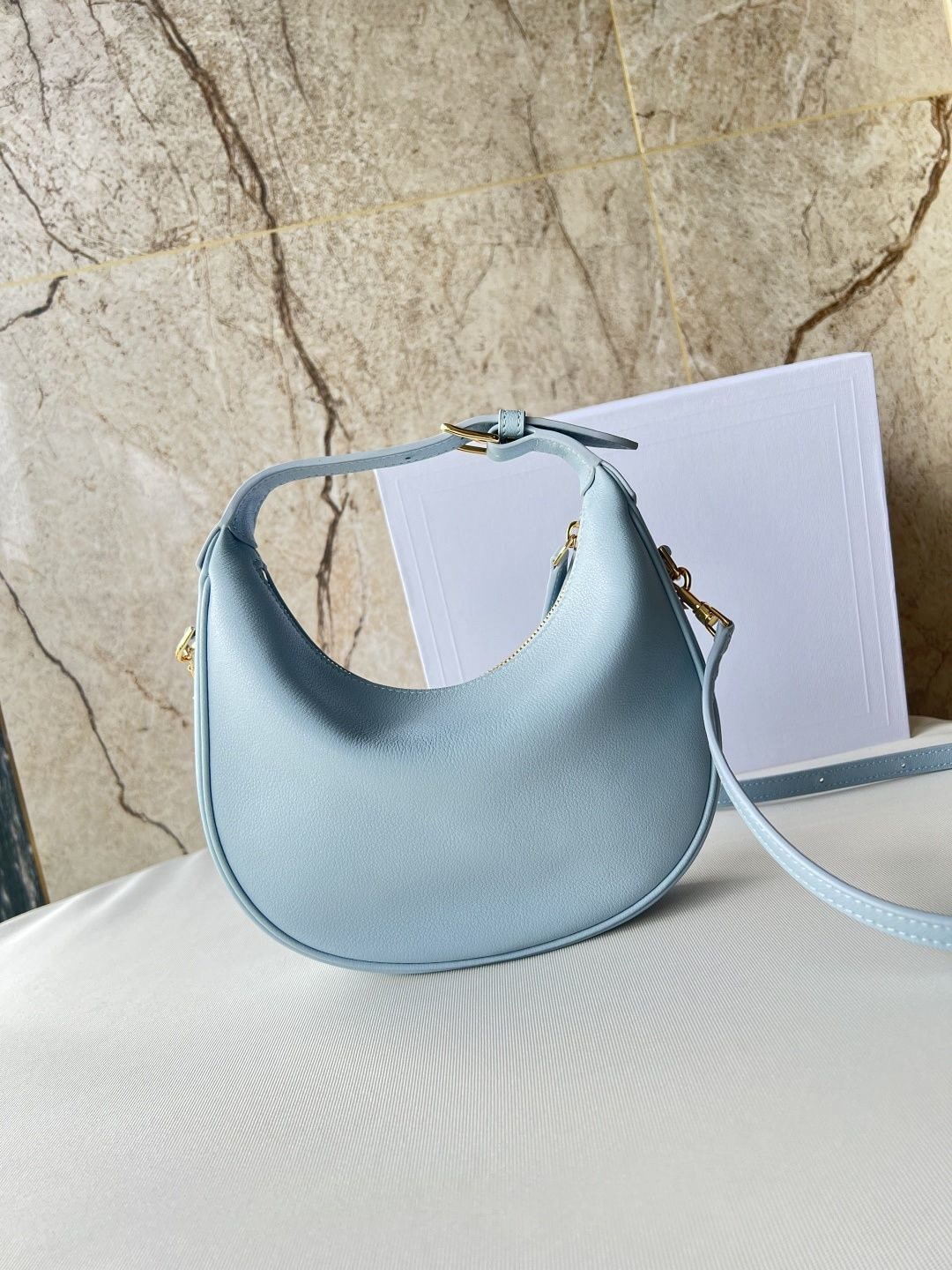 クロスボディショルダーウォレット タイムレスでシンプルなプレ - Leatherwork Essentials のレビューと価格